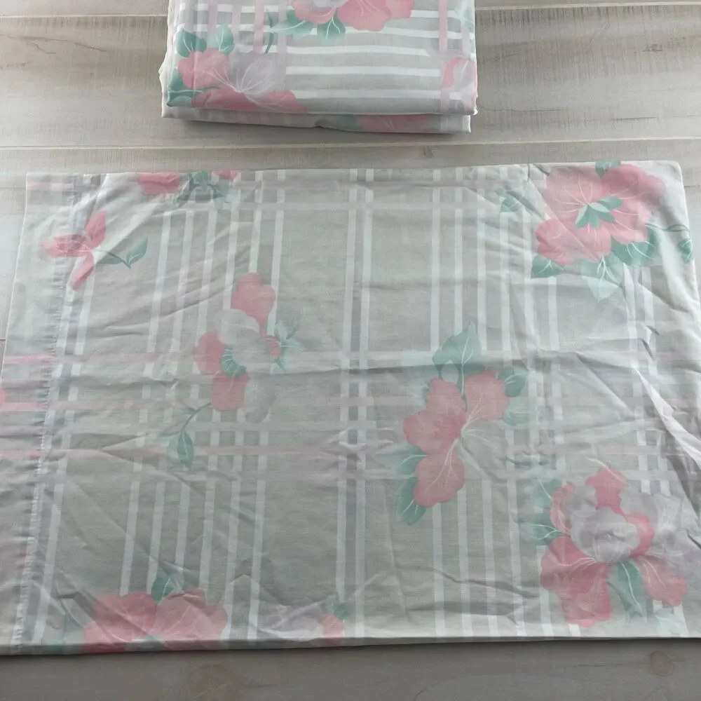 Vintage JCPenney Double/Full 4 Piece Sheet Set Floral Pastels 1980’s Pink Green